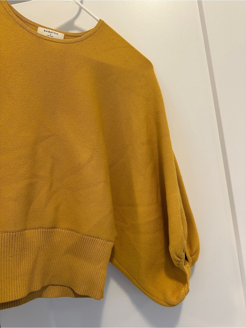 Aritzia Babaton Mustard Yellow Balloon Sleeve Sweater Size Small Women’s - Picture 4 of 8
